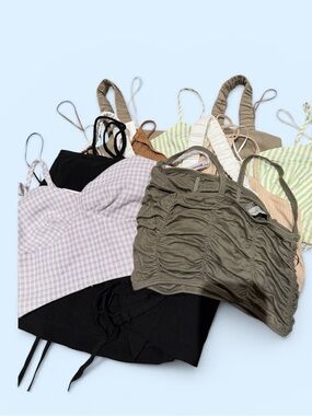Nwt/Nwot Mix bundle of 10 summer tank top size small